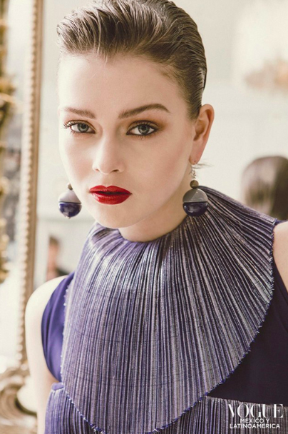 Emily Levy na Vogue Mexico