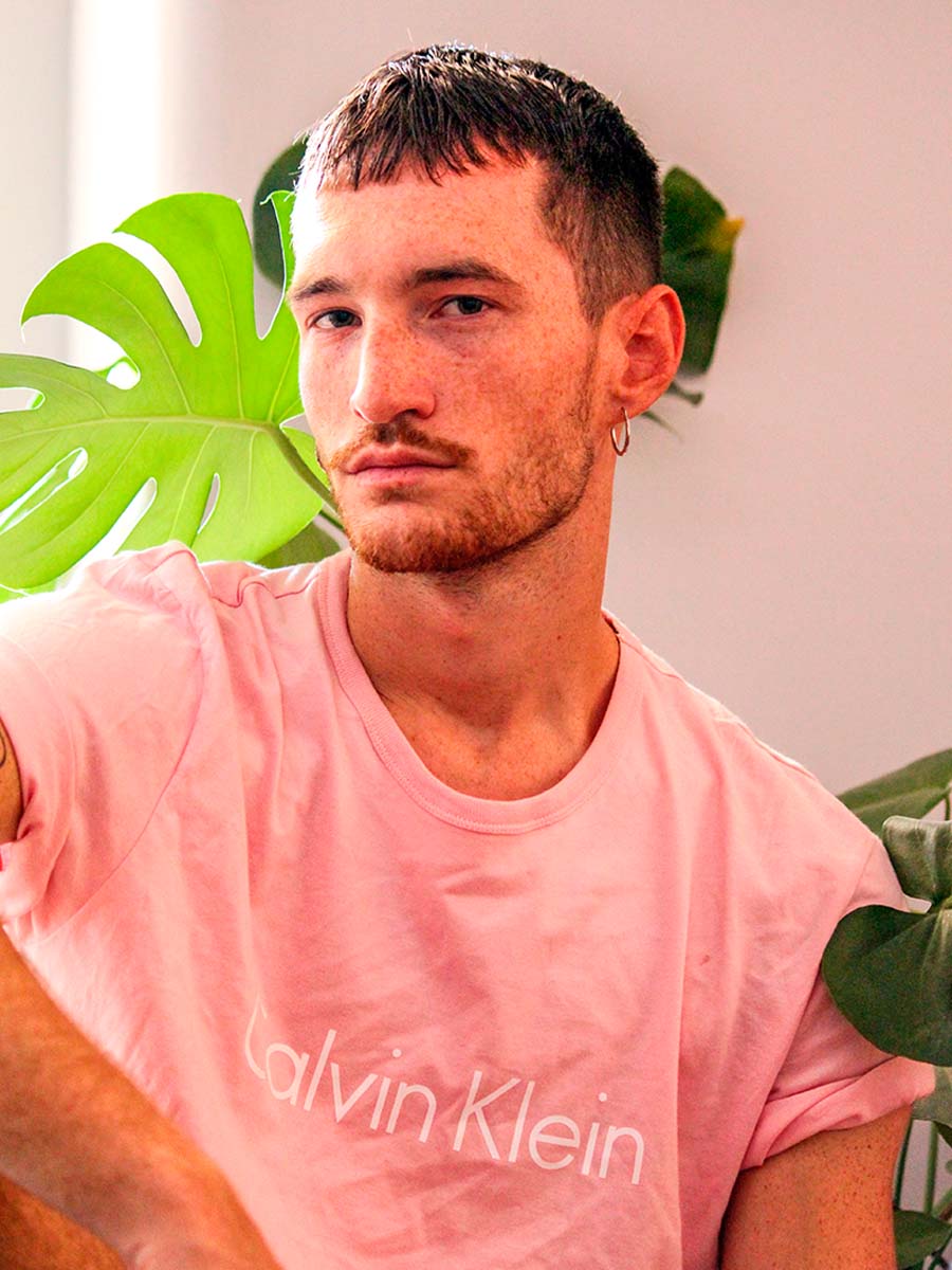 LIN NOVAK Blast LIN NOVAK Blast